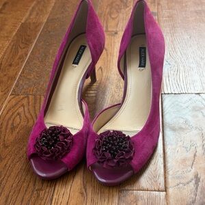 Alex Marie Magenta Suede Peep-Toe Pumps with Rosette Women’s Size 9